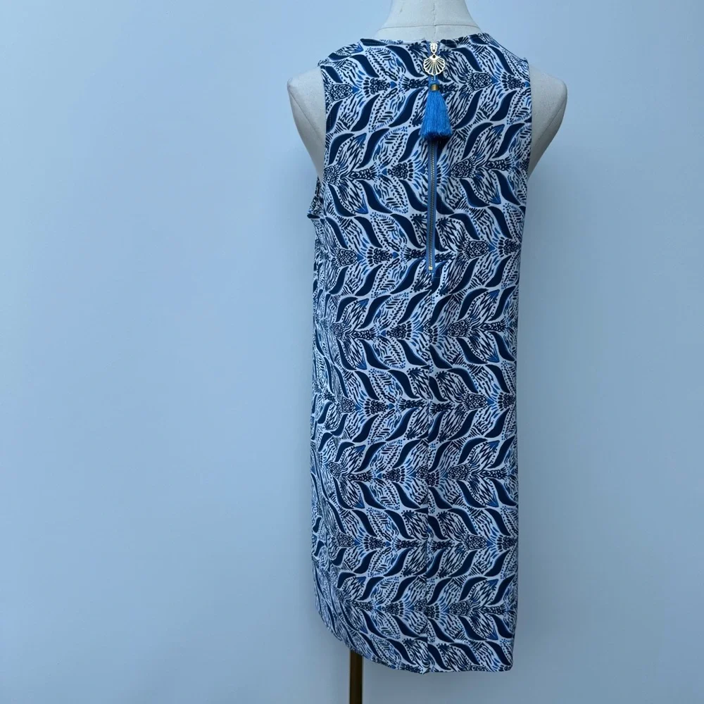 Lilly Pulitzer Blue and White V-Neck Mermaid Tail Print Dress Size 4 - Picture 12 of 15